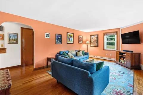 183 Park St, Easthampton, MA 01027 photo 27