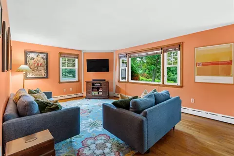 183 Park St, Easthampton, MA 01027 photo 26