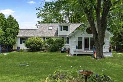 183 Park St, Easthampton, MA 01027 photo 5