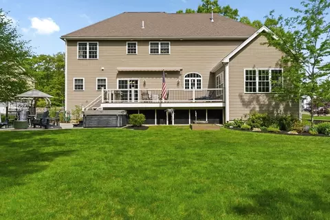 Exterior - 23 Oak Ledge Cir, Rowley, MA 01969 photo 5 of 7