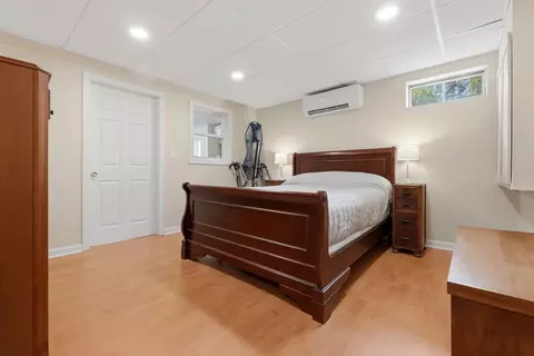 Bedroom - 23 Oak Ledge Cir, Rowley, MA 01969 photo 2 of 2