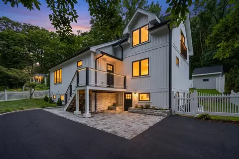 6 Amherst Rd, Hopkinton, MA 01748