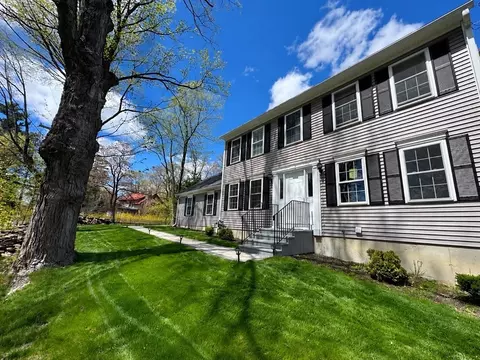 4 Wilder Rd, Leominster, MA 01453