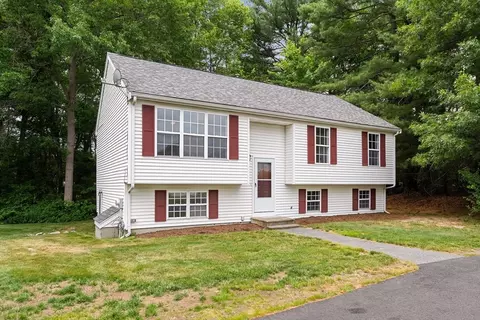 1020 Somerset Ave #15, Dighton, MA 02764