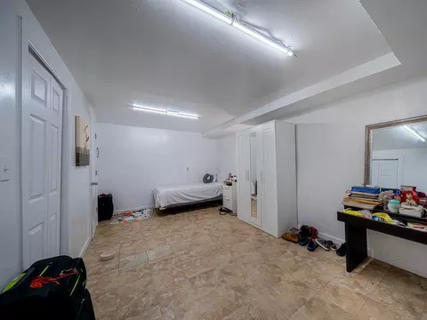 Bedroom - 2 Amesbury St, Worcester, MA 01605 photo 8 of 15