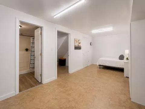 Bedroom - 2 Amesbury St, Worcester, MA 01605 photo 9 of 15