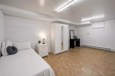 Bedroom - 2 Amesbury St, Worcester, MA 01605 photo 11 of 15