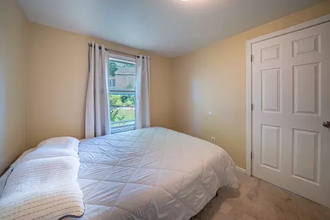 Bedroom - 2 Amesbury St, Worcester, MA 01605 photo 15 of 15