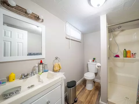 Bath - 2 Amesbury St, Worcester, MA 01605 photo 4 of 4