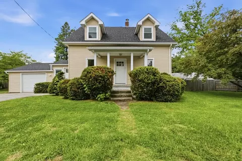 48 Old Boston Rd, Wilbraham, MA 01095