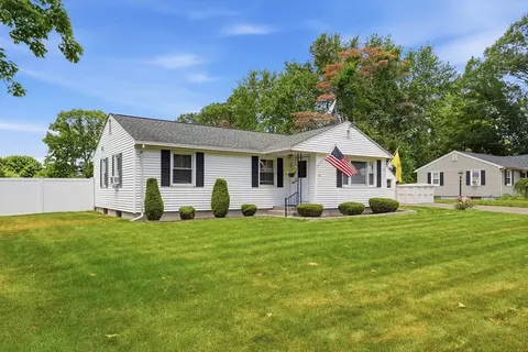 143 Braeburn Rd, East Longmeadow, MA 01028
