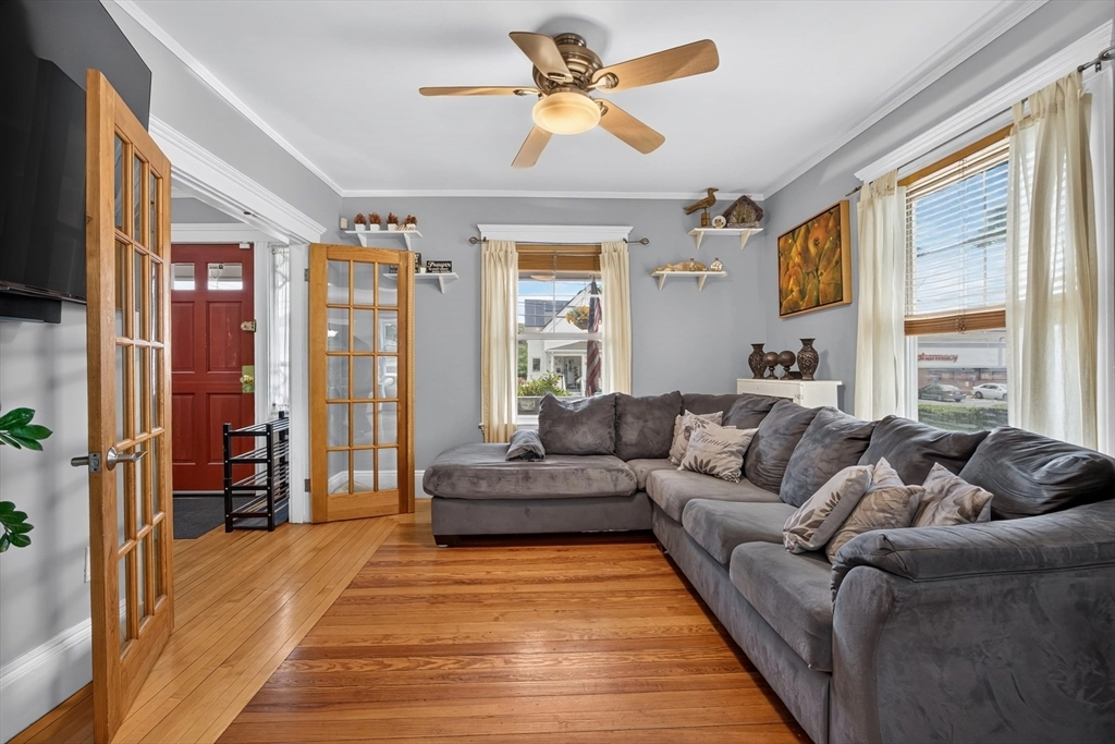 524 Eastern Ave, Lynn, MA 01902 photo 8