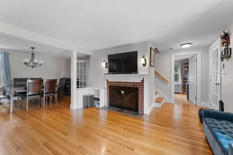 120 North St, Stoneham, MA 02180
