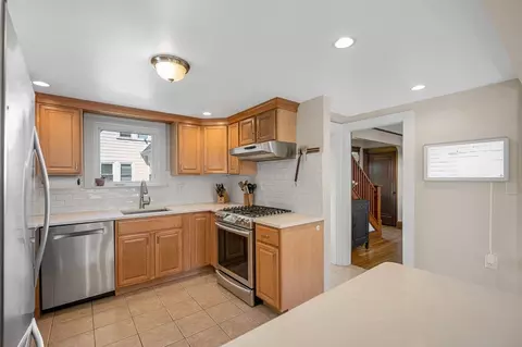 24 Pinevale Ave, Reading, MA 01867 photo 12