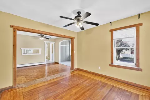 60 Forest St, Chicopee, MA 01013 photo 18