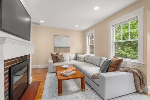 91 Henderson St, Needham, MA 02492 photo 8
