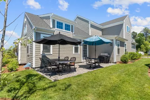 Exterior - 77 Cobblestone Cir, Mashpee, MA 02649 photo 5 of 9