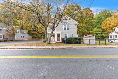 9 Russell Rd, Huntington, MA 01050