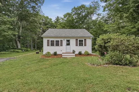 60 Petersham Rd, Phillipston, MA 01331