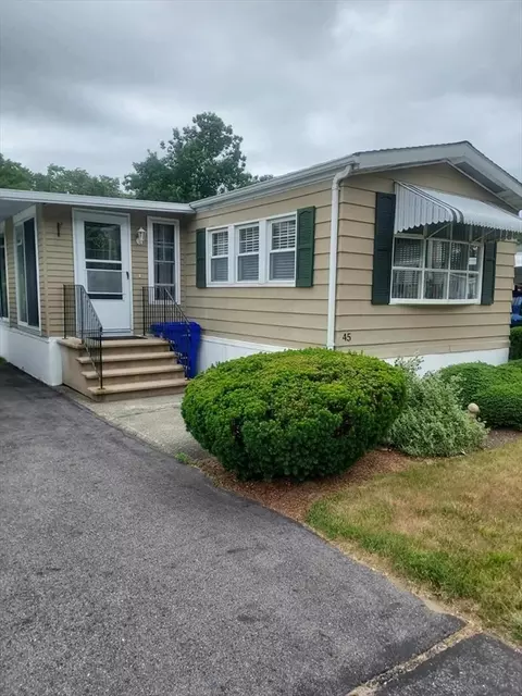 45 Southway, Taunton, MA 02780