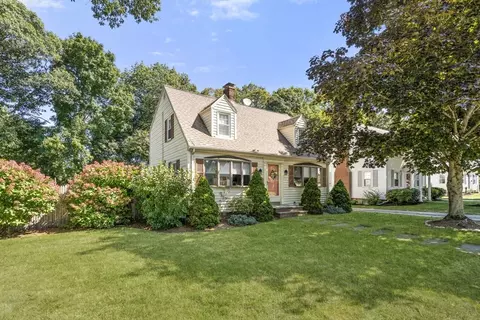 285 Vernon St, Norwood, MA 02062