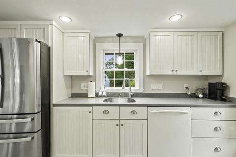 149 Glenview St, Upton, MA 01568 photo 9