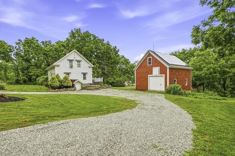 149 Glenview St, Upton, MA 01568 photo 4