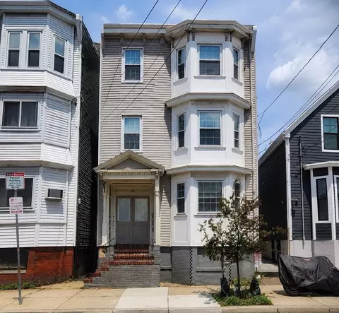 276 Princeton St #1, Boston, MA 02128