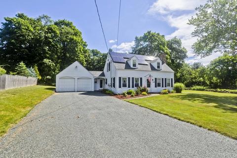 138 Vining Hill Rd, Southwick, MA 01077