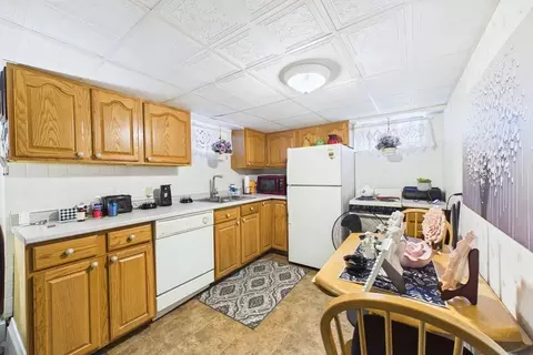 26 Pershing Ave, Acushnet, MA 02743 photo 24