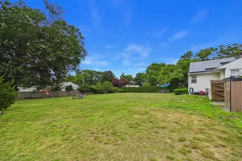 26 Pershing Ave, Acushnet, MA 02743 photo 34