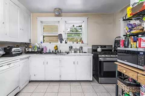 65-67 Phillips Ave, Lynn, MA 01902 photo 8