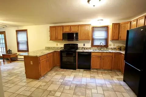 18 Brookside Dr, Douglas, MA 01516 photo 10