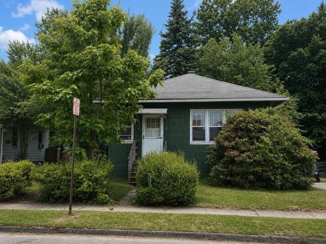 79 Thaddeus St, Chicopee, MA 01020
