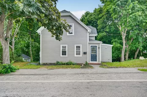 3 Birch Ave, Plymouth, MA 02360
