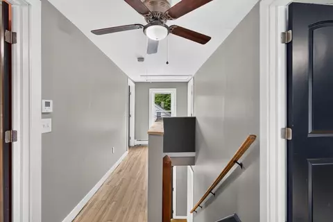 Entry Way - 89 Tremont, Athol, MA 01331 photo 2 of 2