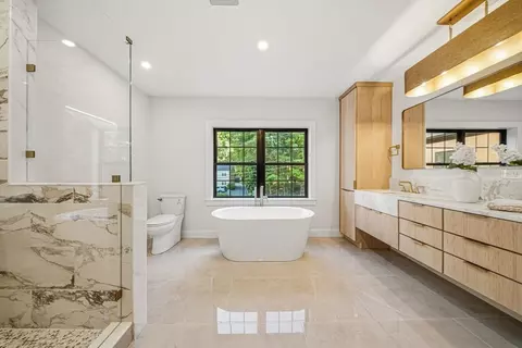 Bath - 211 High Rock St, Needham, MA 02492 photo 2 of 4