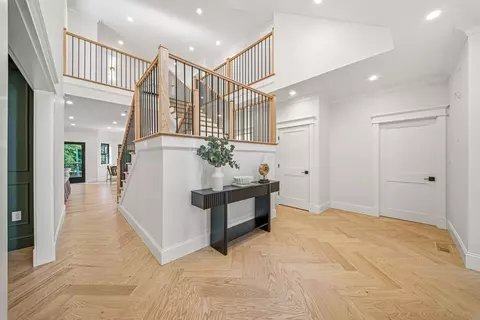 Entry Way - 211 High Rock St, Needham, MA 02492 photo 1 of 9