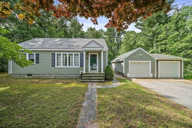 38 Grove St, Kingston, MA 02364