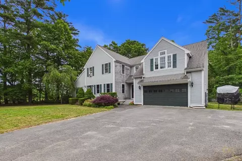 119 Hathaway St, Wareham, MA 02571 photo 2