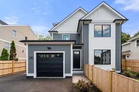 28-30 Keefe Ave #28, Newton, MA 02464