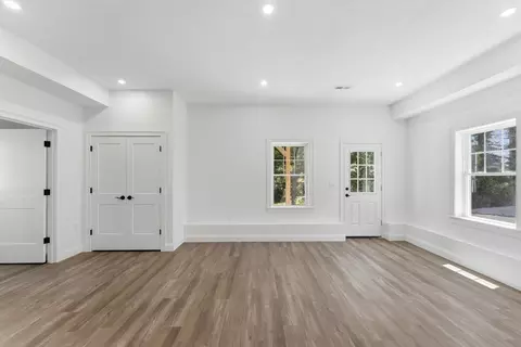 Living - 36 Colonial Rd, Webster, MA 01570 photo 4 of 5