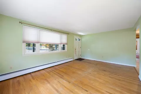 522 Prospect St, Chicopee, MA 01020 photo 12