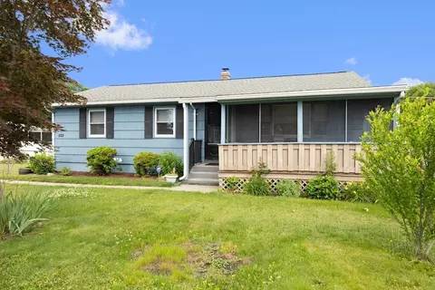 522 Prospect St, Chicopee, MA 01020 photo 3