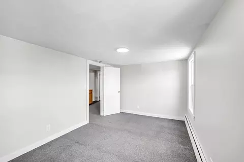 30 Dickinson St, Chicopee, MA 01020 photo 25