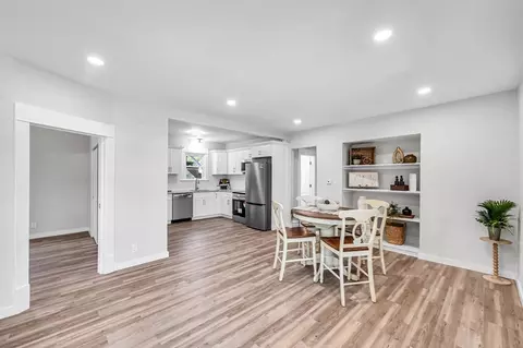 30 Dickinson St, Chicopee, MA 01020 photo 7