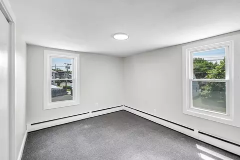 30 Dickinson St, Chicopee, MA 01020 photo 22
