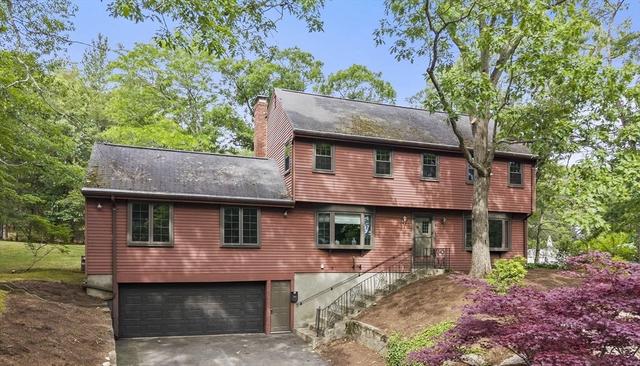 37 Michele Ln, Braintree, MA 02184