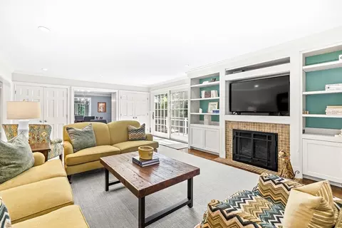 10 Colgate Rd, Wellesley, MA 02482 photo 9