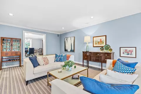 10 Colgate Rd, Wellesley, MA 02482 photo 2